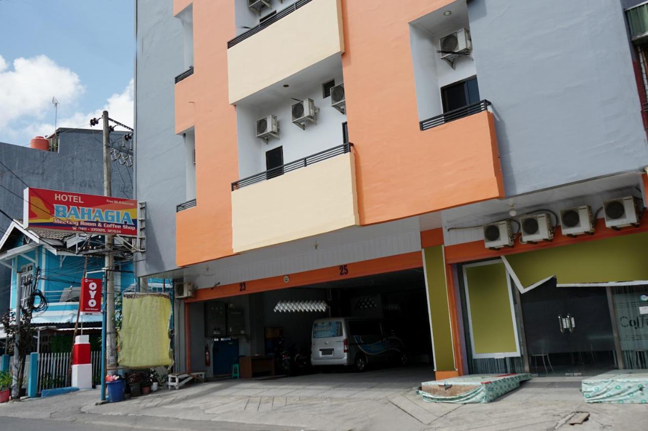 Oyo 2291 Hotel Bahagia ماكاسار المظهر الخارجي الصورة