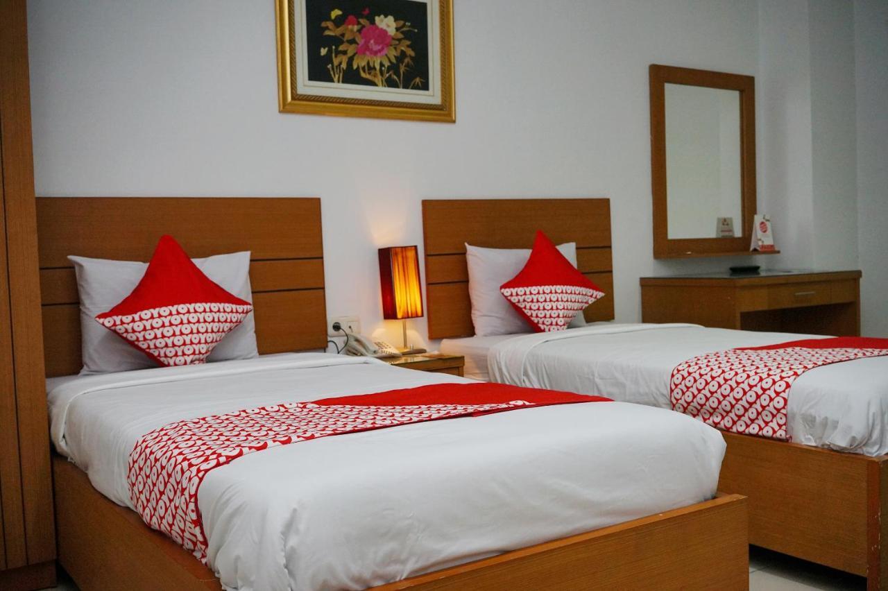 Oyo 2291 Hotel Bahagia ماكاسار المظهر الخارجي الصورة