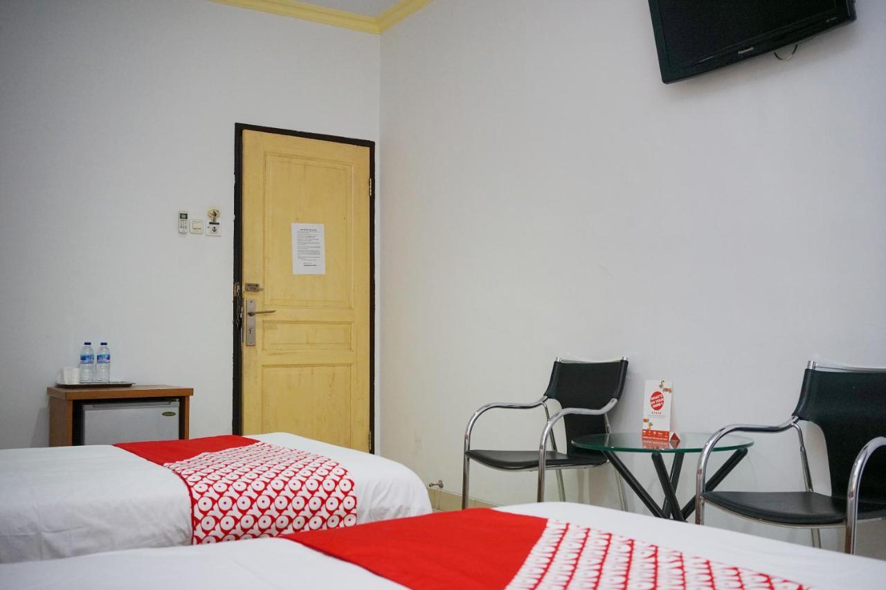 Oyo 2291 Hotel Bahagia ماكاسار المظهر الخارجي الصورة