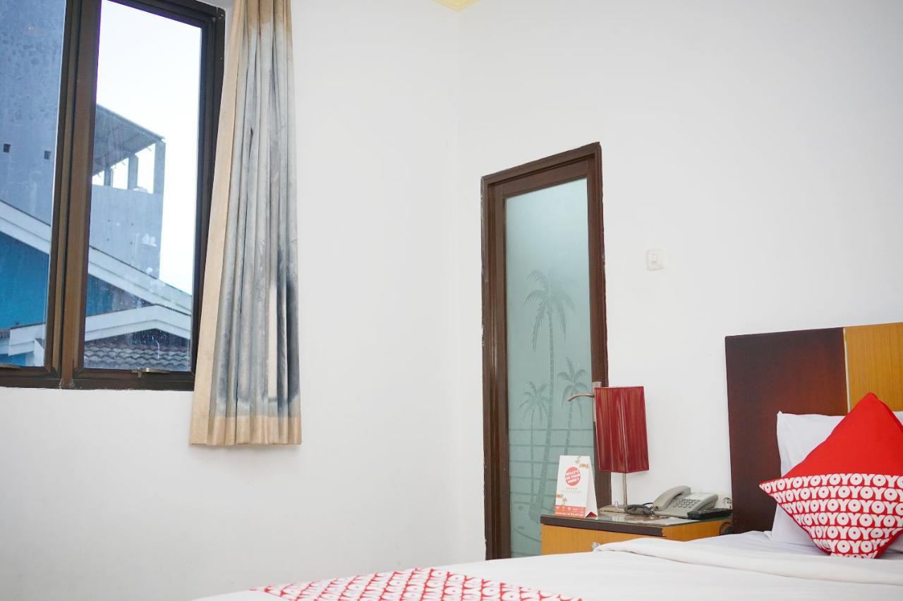 Oyo 2291 Hotel Bahagia ماكاسار المظهر الخارجي الصورة
