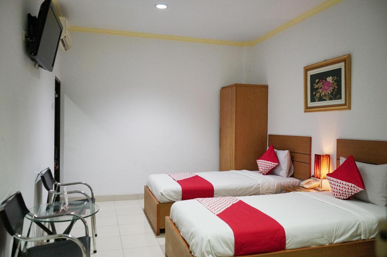Oyo 2291 Hotel Bahagia ماكاسار المظهر الخارجي الصورة